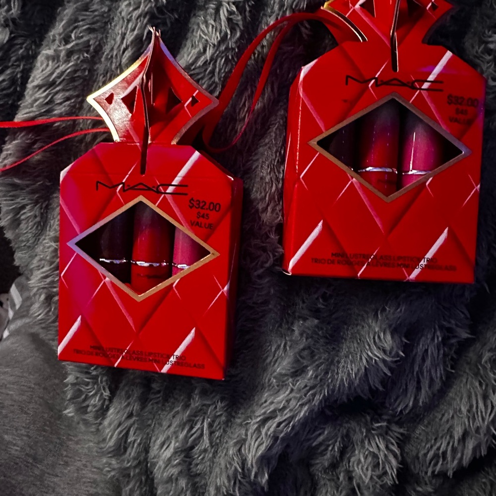 MAC Cosmetics Lipstick Gift Set — Red and Pink Shades